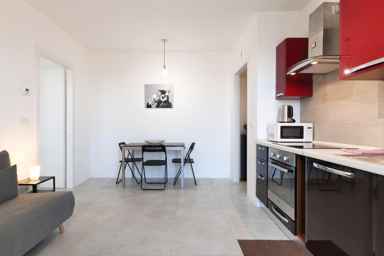 Apartament Primopiano - Caduti Missione Mediolan Zewnętrze zdjęcie